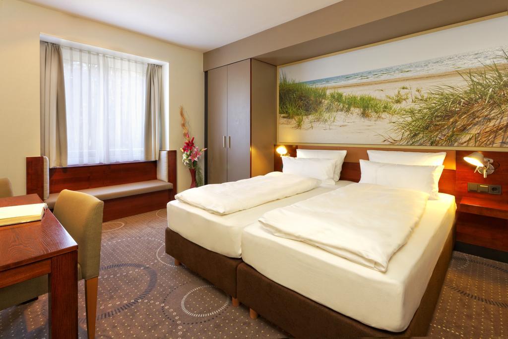 טראסנהיידה Hotel Kaliebe מראה חיצוני תמונה